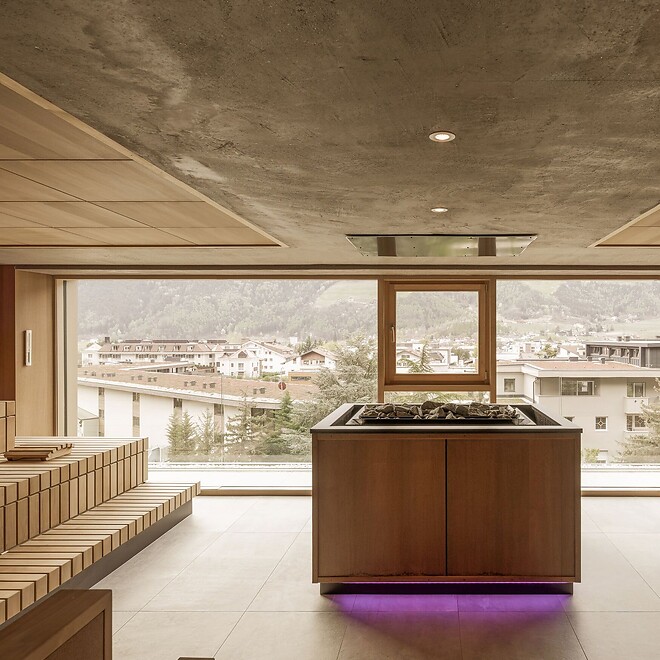 Event panorama sauna in the Sky Spa with a view