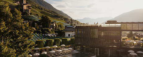 Wellnessstower und Sportpool in Naturns