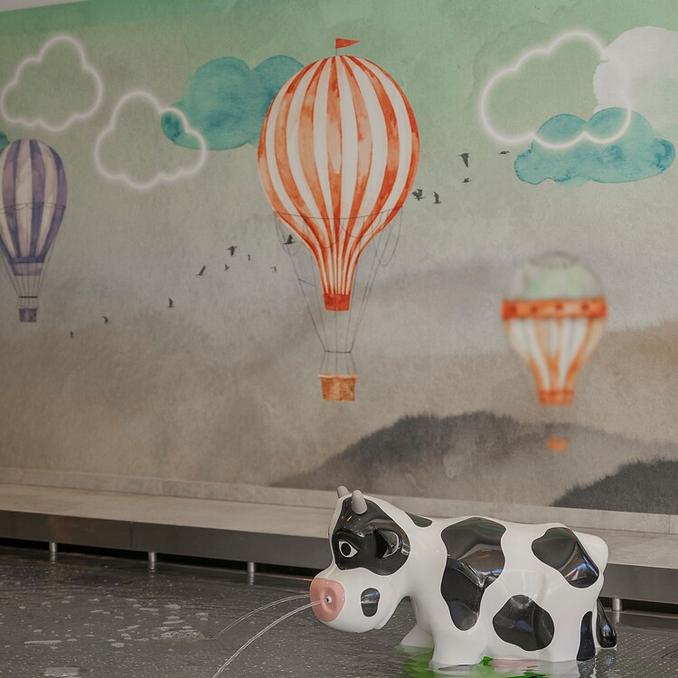 Baby-Pool mit Wasserspielen