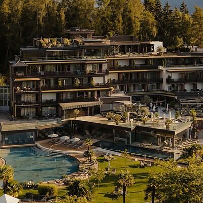 Außenansicht vom Hotel Alpiana in Völlan bei Lana