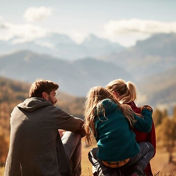 Family Autumn at Alpiana